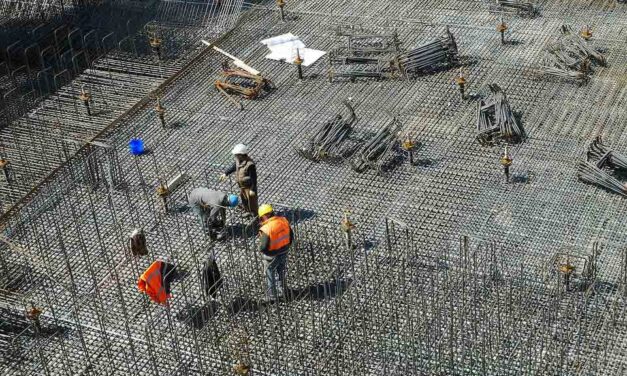 Syarat dan ketentuan pembangunan & pengembangan